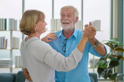 Tanzendes älteres Paar